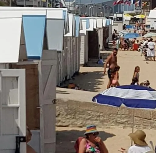 Le Patio -plage Vue ,normandie,juno Apartmán